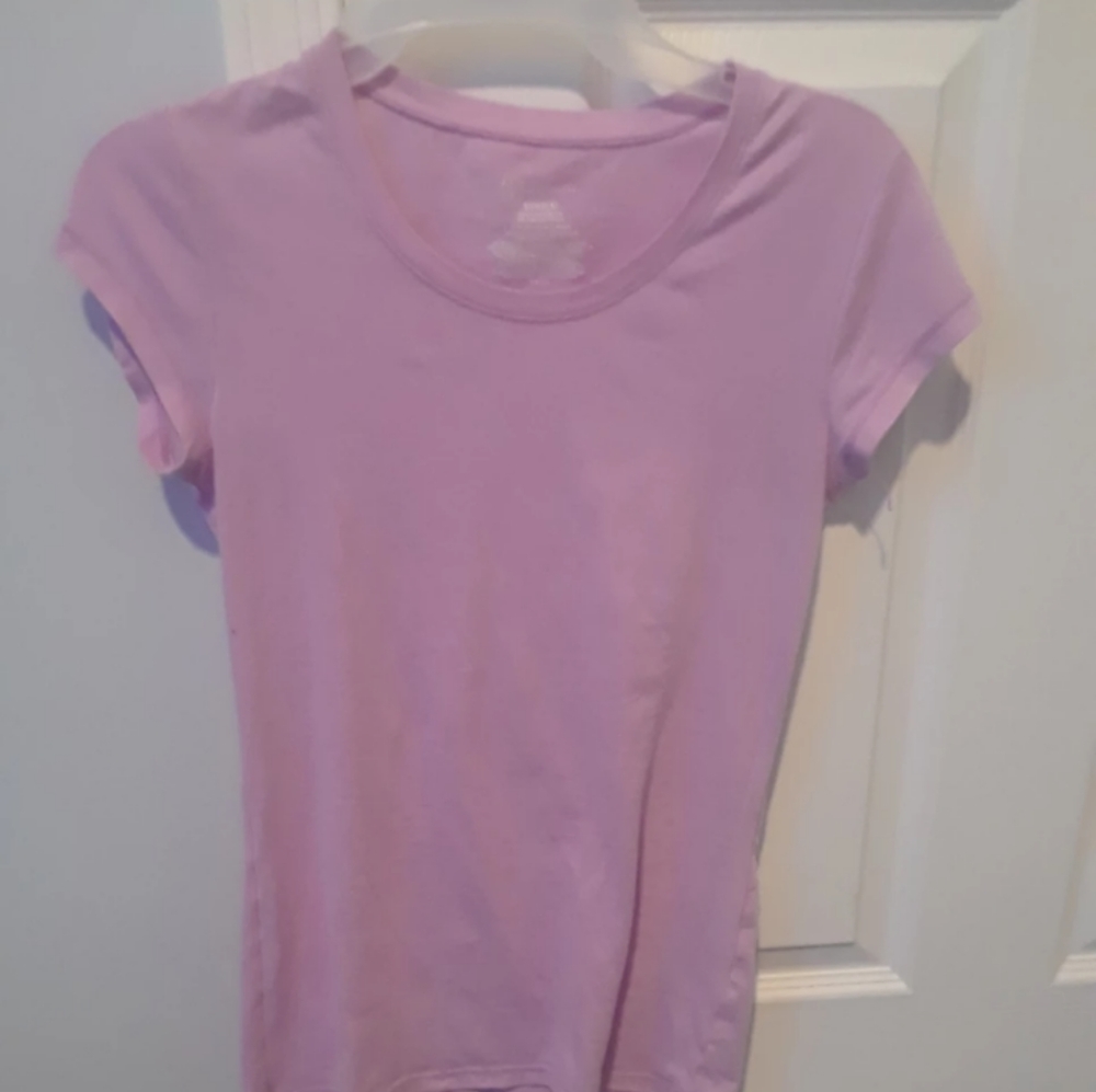 Scoop neck tshirt